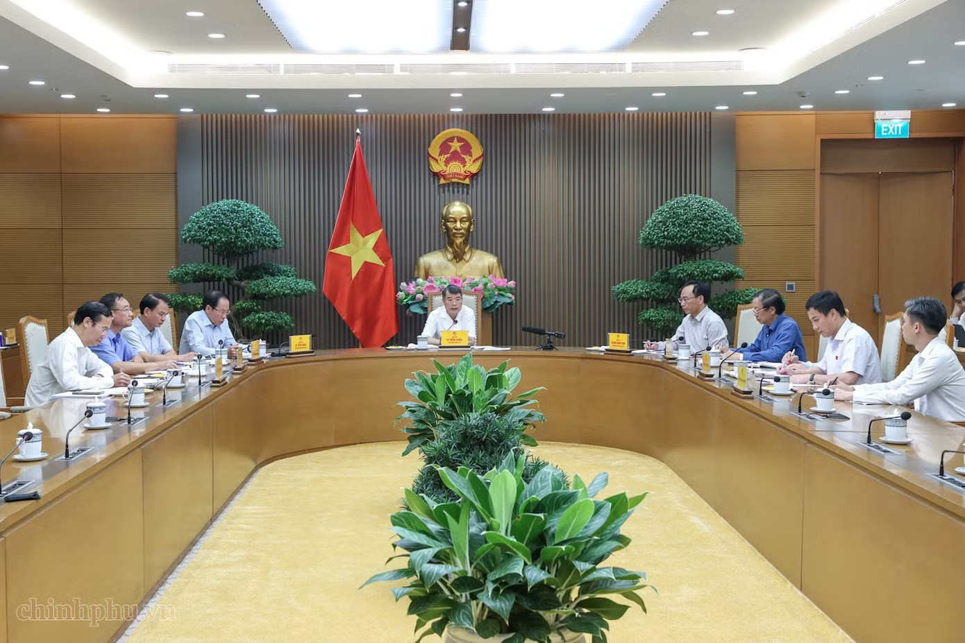 Thủ tướng: Làm rõ trách nhiệm, xử lý nghiêm việc thiếu sách giáo khoa - Ảnh 2.