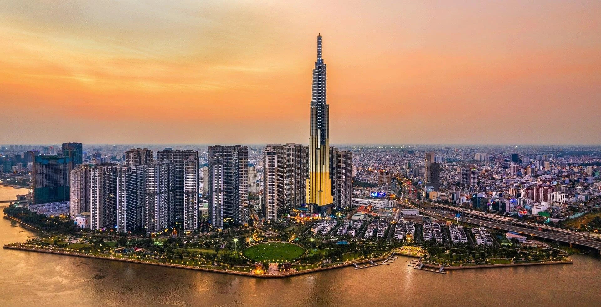 free-things-to-do-in-ho-chi-minh-city-banner-1770781829049-1770781829910343846568.webp
