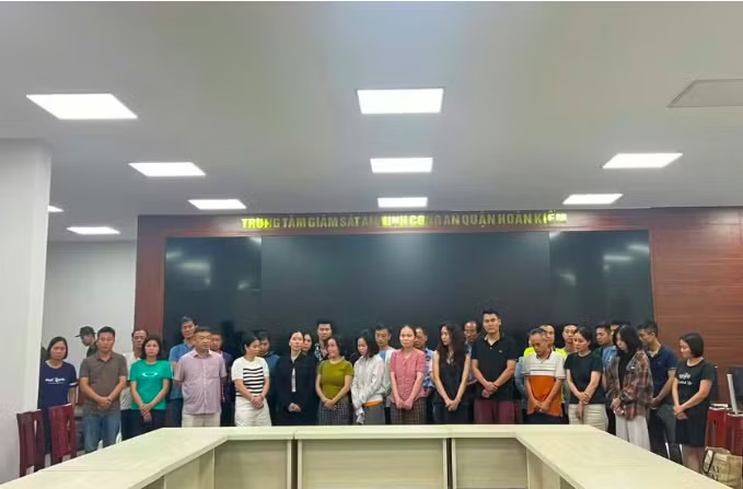 Cặp vợ chồng và 2 cựu Viện trưởng Pháp y tâm thần sắp hầu tòa vụ 'hô biến' tội phạm thành bệnh nhân tâm thần - Ảnh 2.