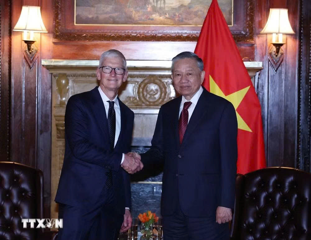 Gặp Tổng Bí thư, Chủ tịch nước Tô Lâm, Chủ tịch Apple Tim Cook nói ra mong muốn đặc biệt