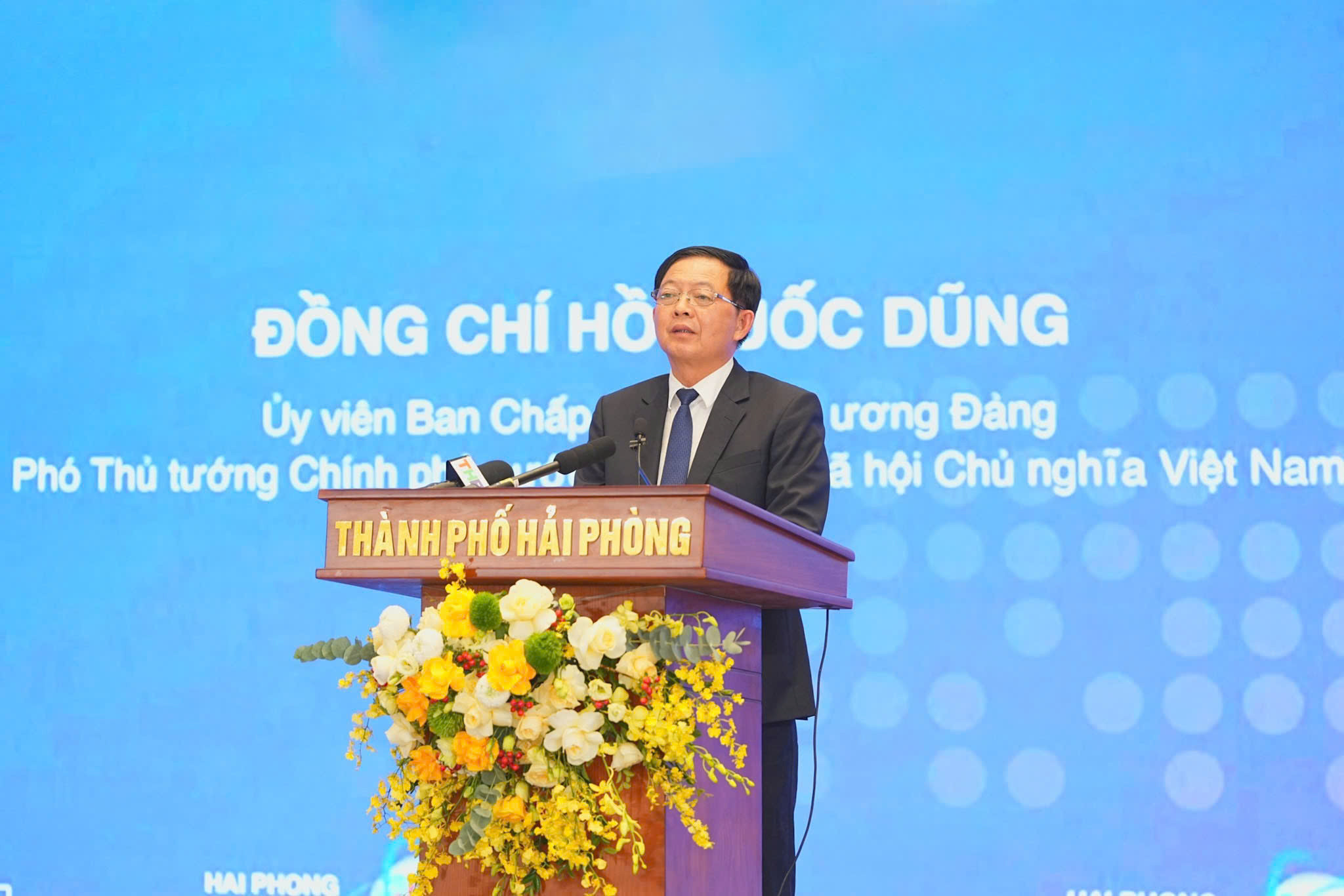 Phó Thủ tướng Chính phủ Hồ Quốc Dũng phát biểu chỉ đạo tại Diễn đàn Logistics vùng Đồng bằng sông Hồng
