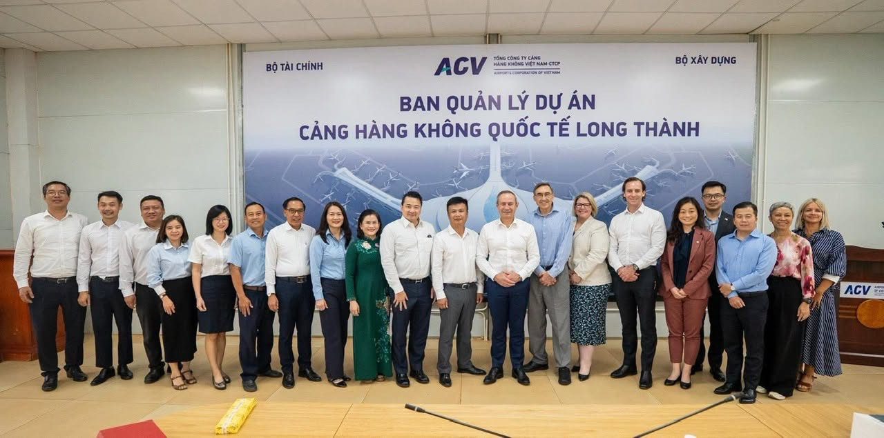 Đoàn công tác nước ngoài choáng ngợp trước quy mô sân bay 16 tỷ USD lớn nhất Việt Nam