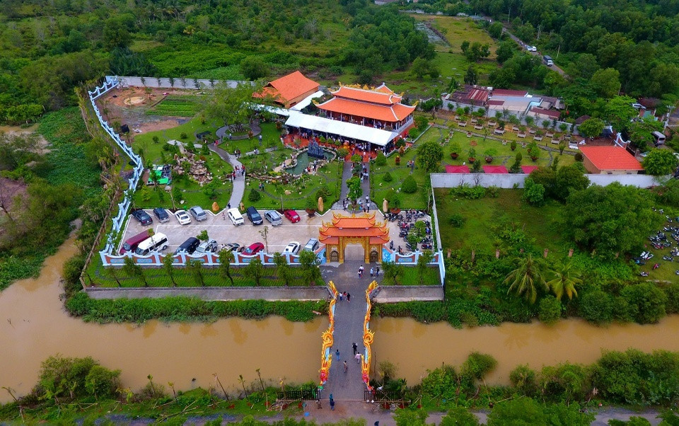 hoai linh-1