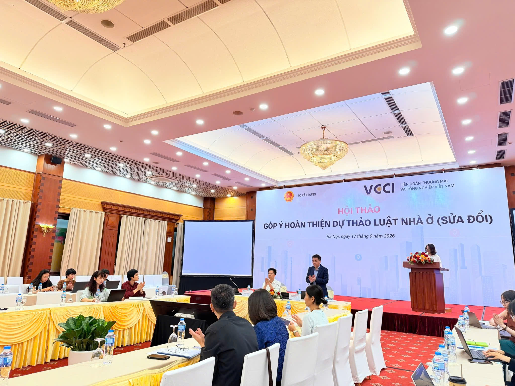 ls-vu-khanh-dinh2.jpg