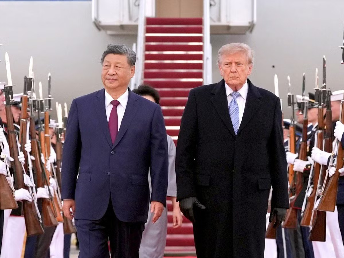 Đích thân ông Trump ra sân bay đón ông Tập Cận Bình trong chuyến thăm cấp Nhà nước kéo dài 3 ngày. Vắng bóng dàn CEO Trung Quốc hộ tống ông Tập đến Mỹ - Ảnh 1.