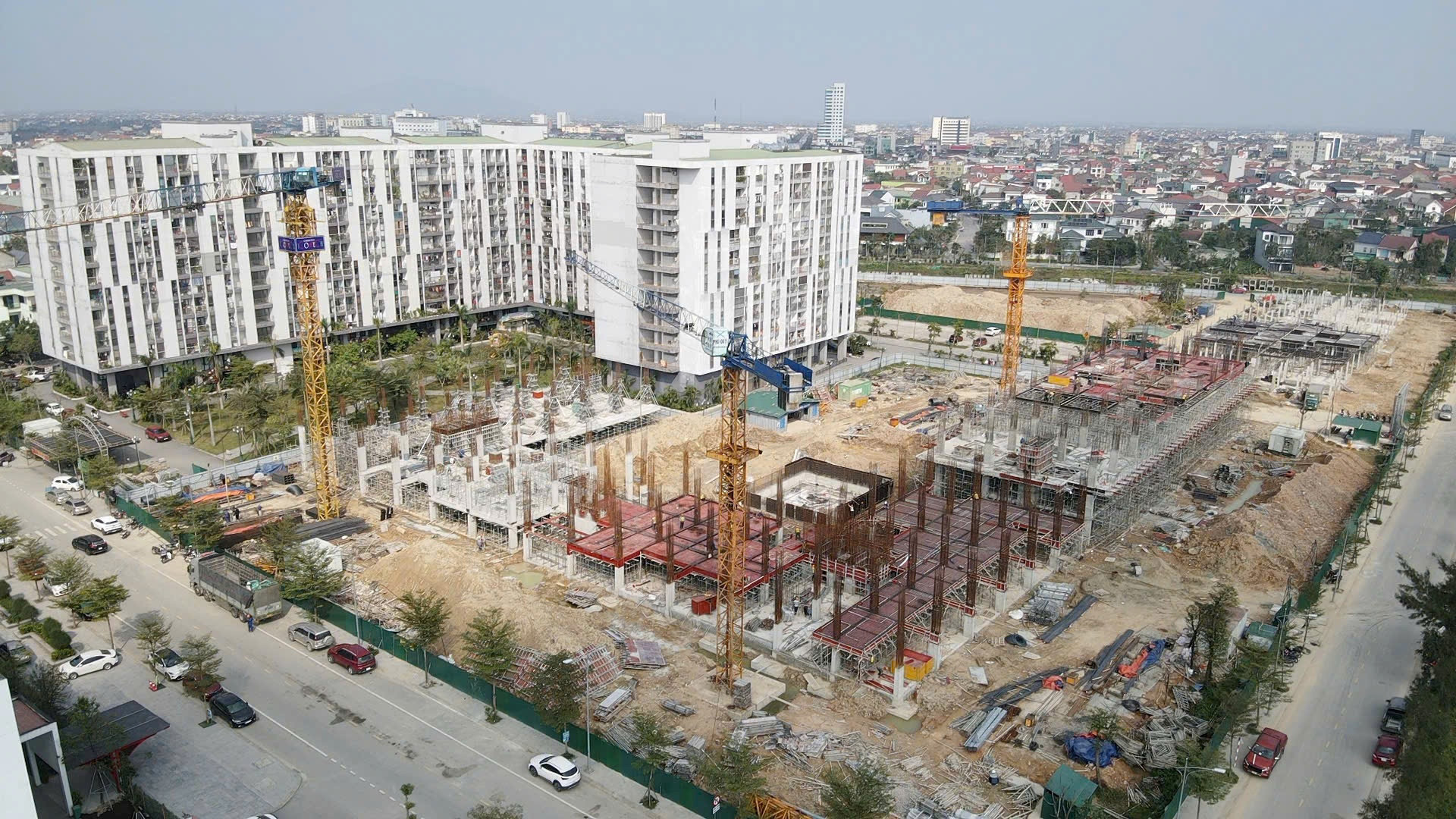 Nhà ở xã hội: Gỡ thủ tục để tăng tốc, quy hoạch để đi đúng hướng