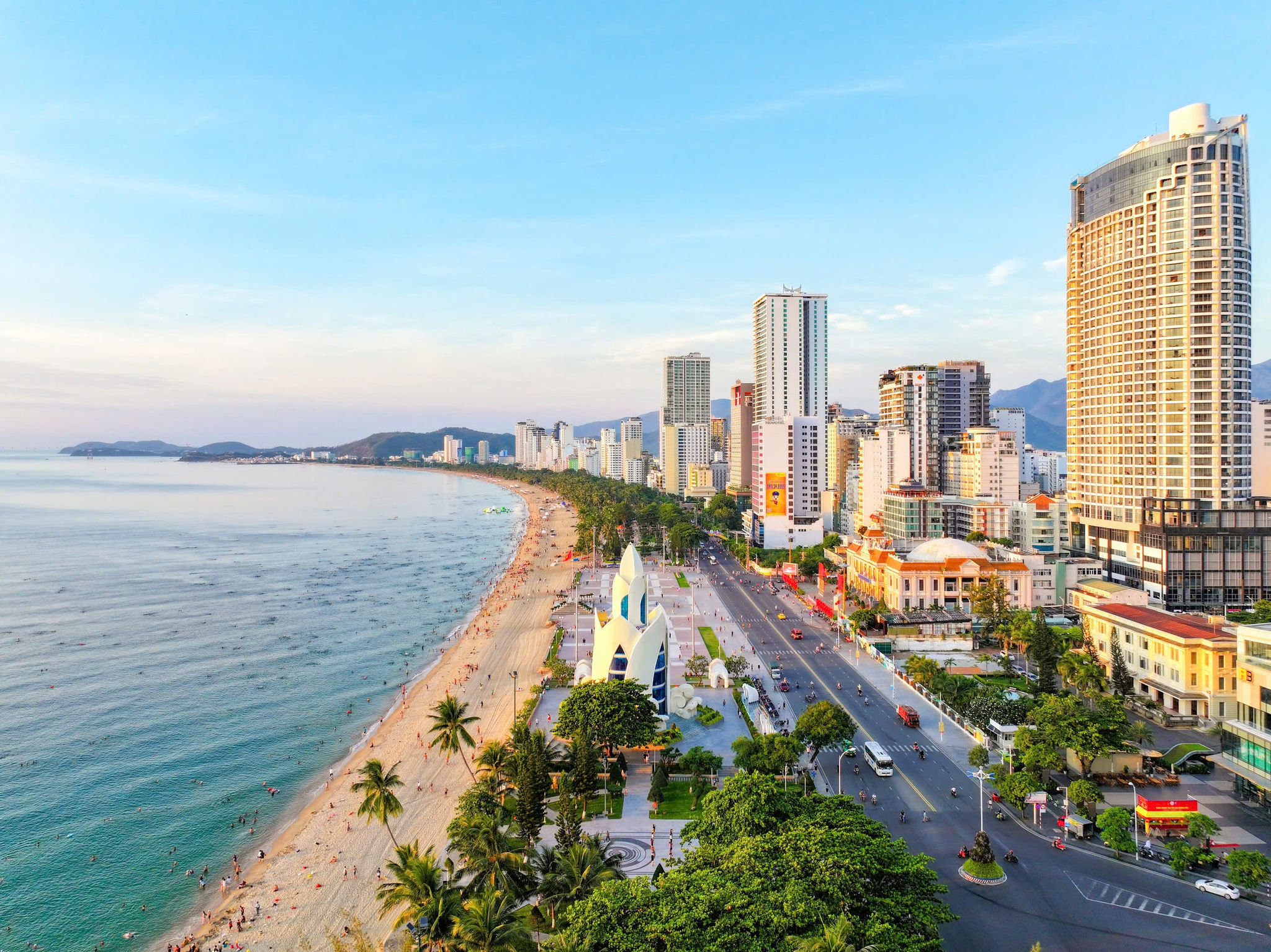 viet-nam-lan-dau-co-duong-bay-thang-tu-khanh-hoa-den-nga3.jpg