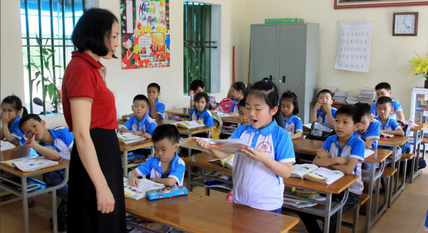 Thủ tướng yêu cầu rà soát, sắp xếp cơ sở giáo dục mầm non, phổ thông - Ảnh 1.