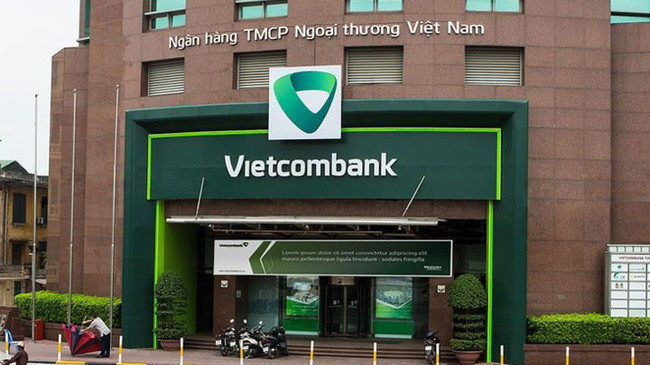 vietcombank-16191555254741863233317-24-0-389-650-crop-16191555304901622883153(1).jpg