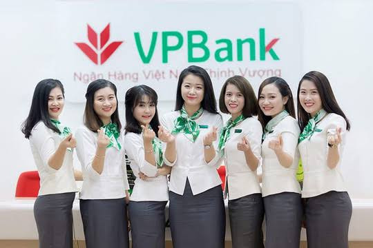 Gần 56 triệu cổ phiếu VPBank (VPB) âm thầm đổi chủ tại vùng giá đáng chú ý: Tín hiệu 'đi săn' từ một nhóm đầu tư?