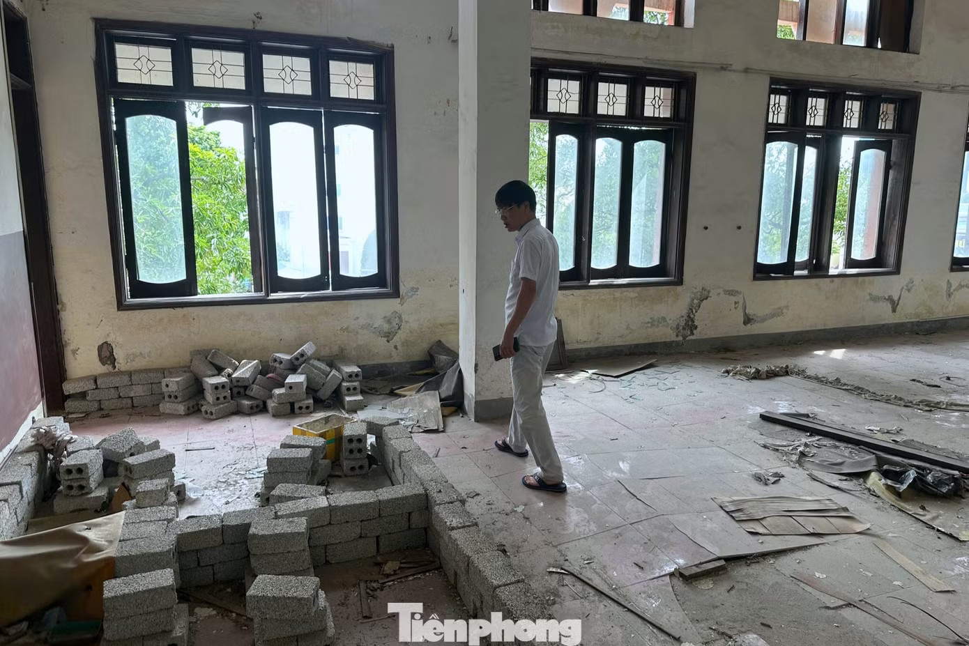 Bên trong trụ sở tòa án bỏ hoang được rao thuê hơn nửa tỷ đồng/năm - Ảnh 8.