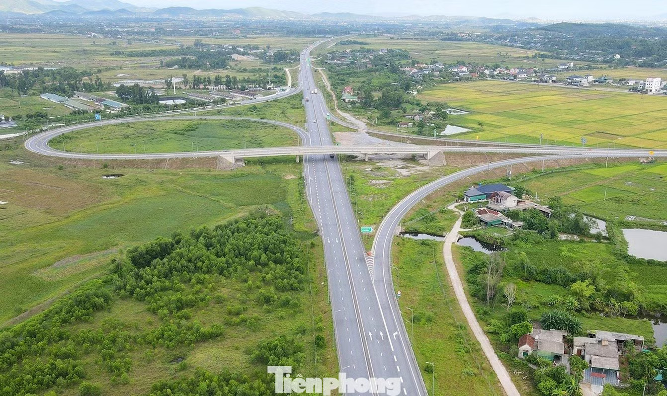 Lượng xe đi cao tốc qua Thanh Hóa, Nghệ An, Hà Tĩnh bất ngờ giảm - Ảnh 8.