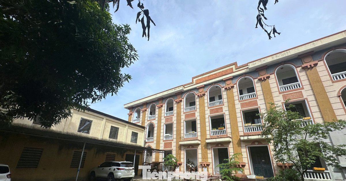 Bên trong trụ sở tòa án bỏ hoang được rao thuê hơn nửa tỷ đồng/năm