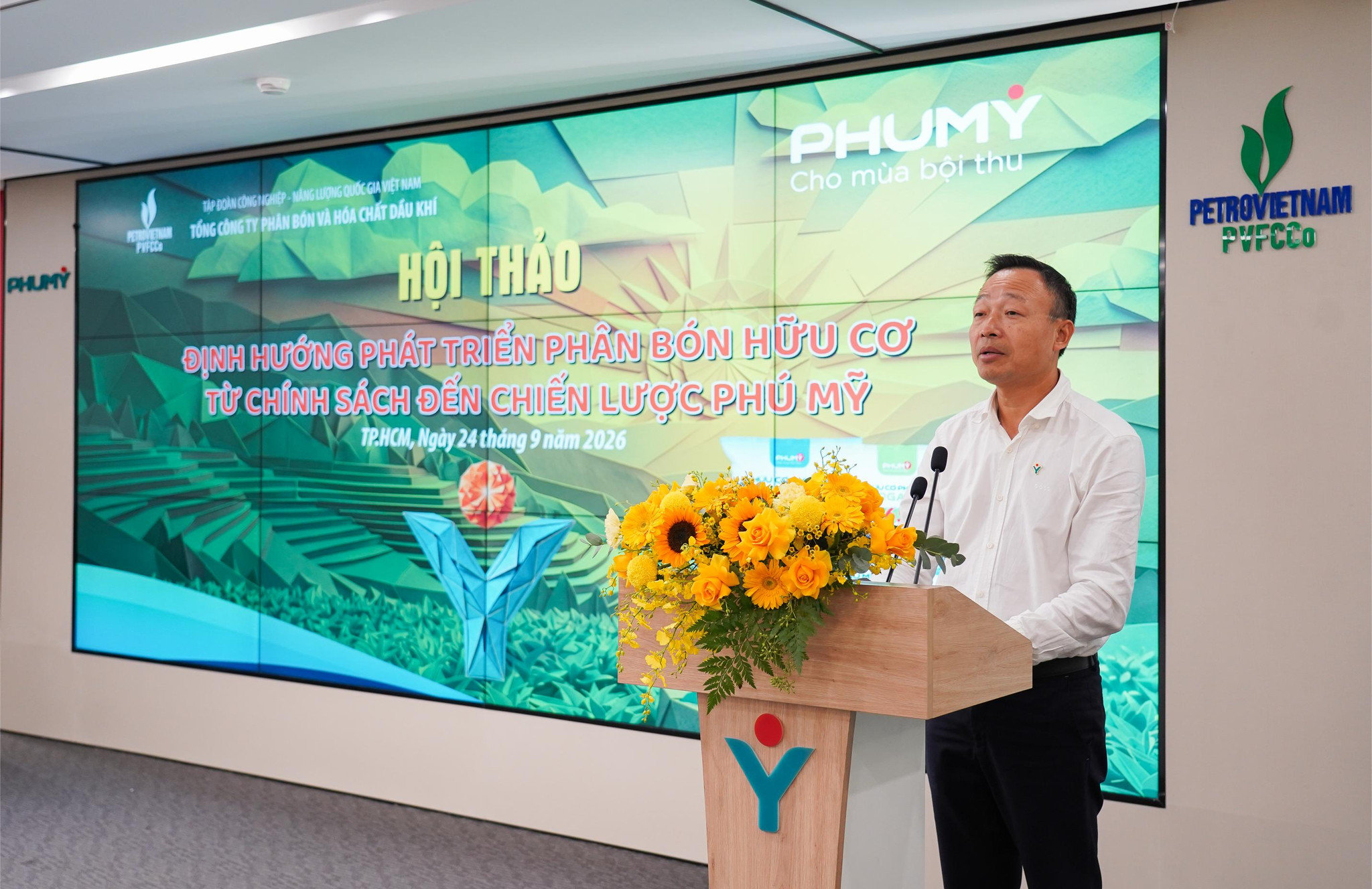Ông Phan Công Thành - Tổng Giám đốc PVFCCo - Phú Mỹ nhấn mạnh, phát triển phân bón hữu cơ là định hướng lâu dài của Tổng công ty