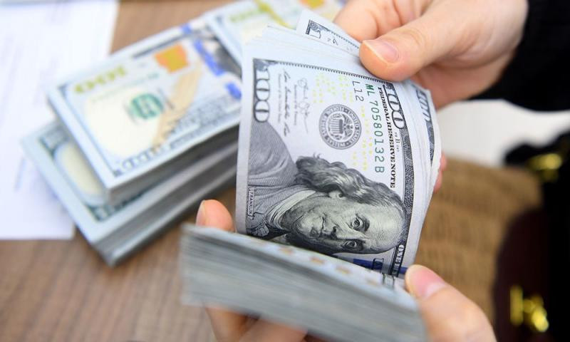 Tỷ giá hôm nay 25/9: Tỷ giá trung tâm tăng lên mức cao mới, USD ngân hàng giảm 20 đồng