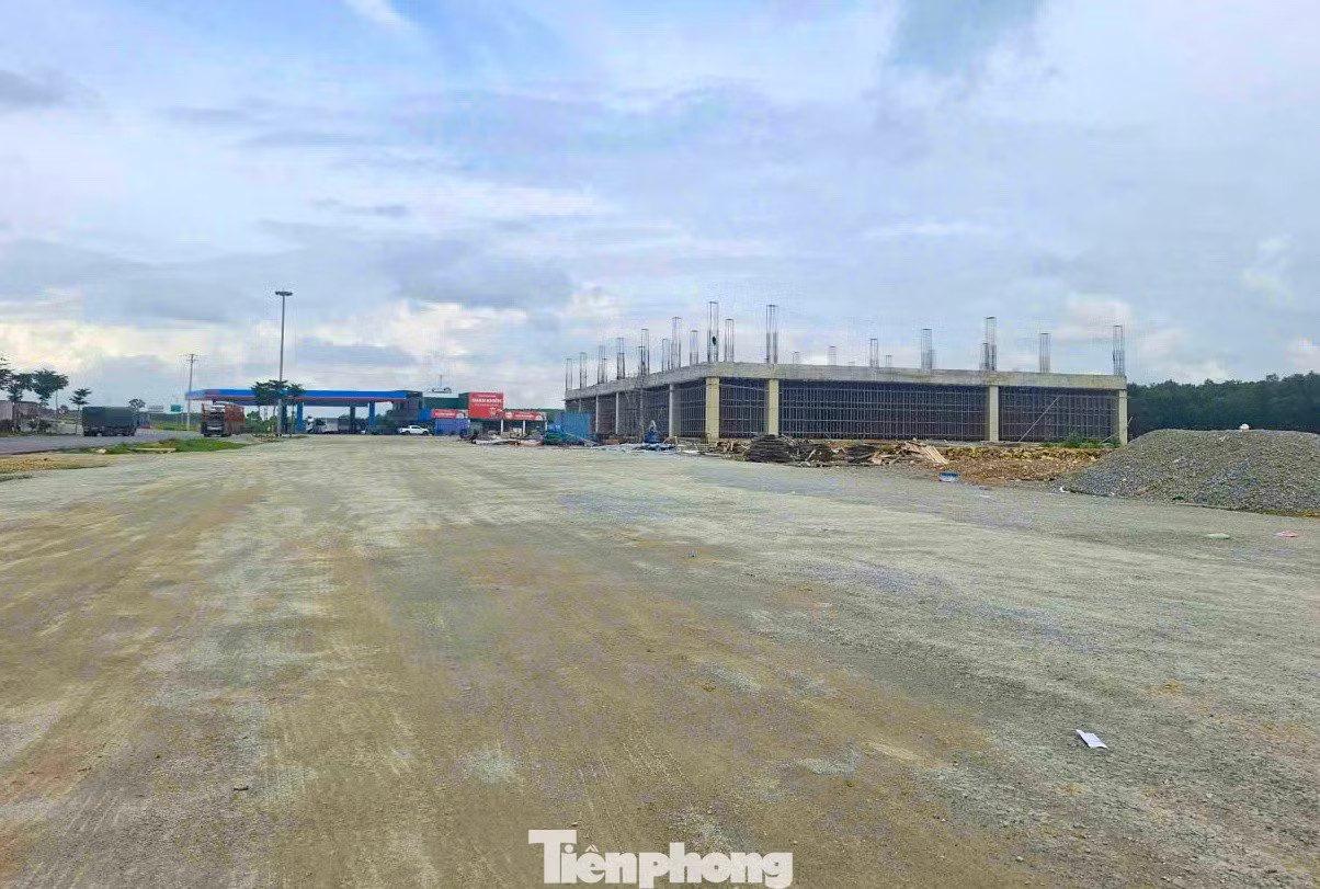 Lượng xe đi cao tốc qua Thanh Hóa, Nghệ An, Hà Tĩnh bất ngờ giảm - Ảnh 10.
