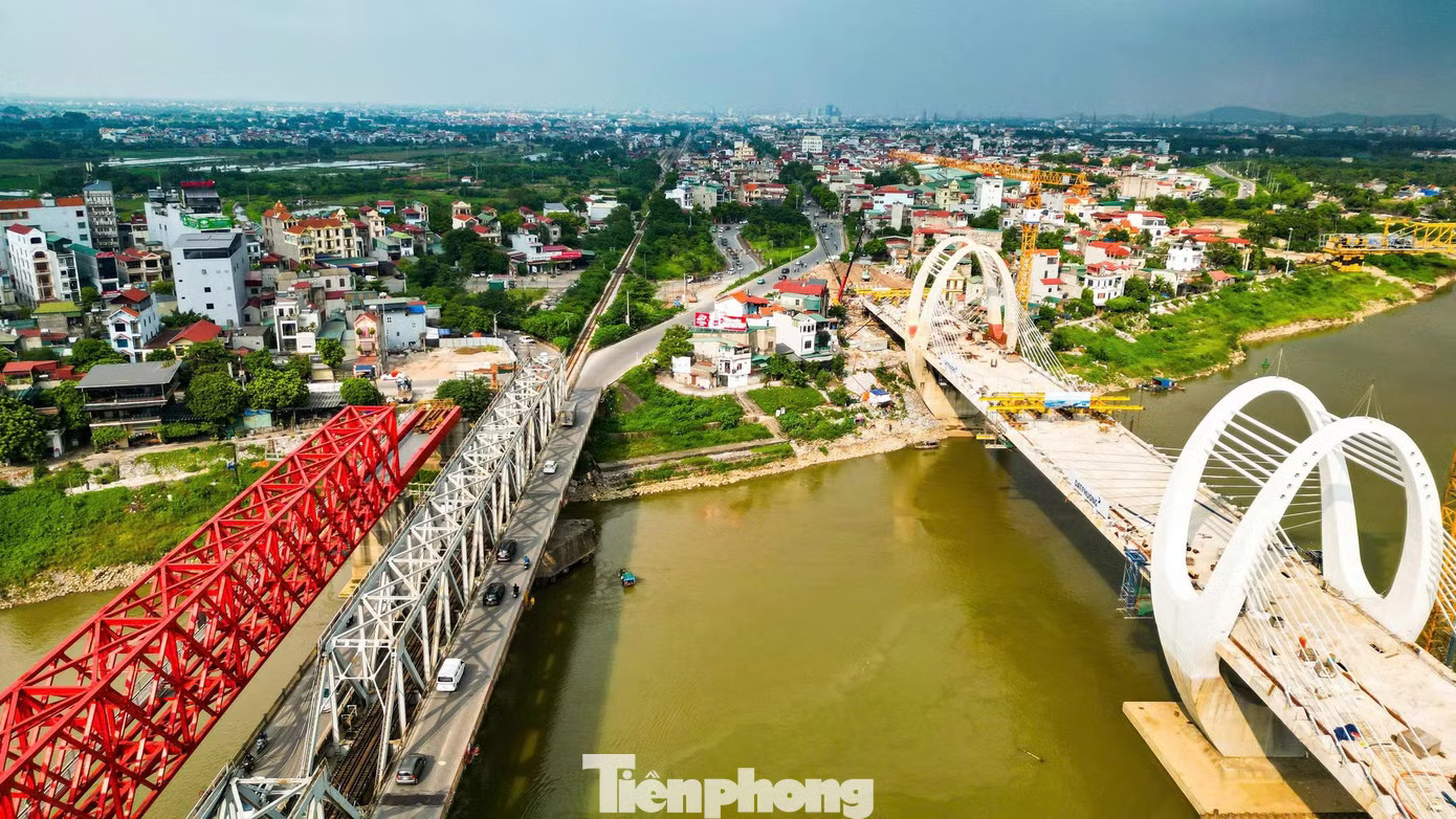 Hà Nội: Diện mạo cầu Đuống mới vừa hợp long - Ảnh 4.