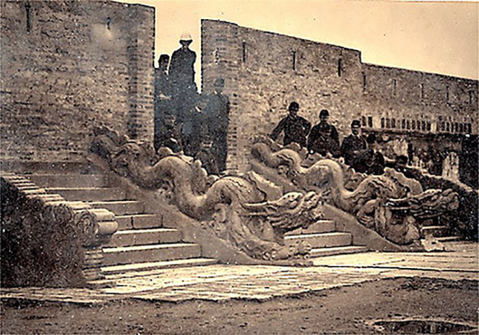 phuc-dung-dien-kinh-thien.jpg