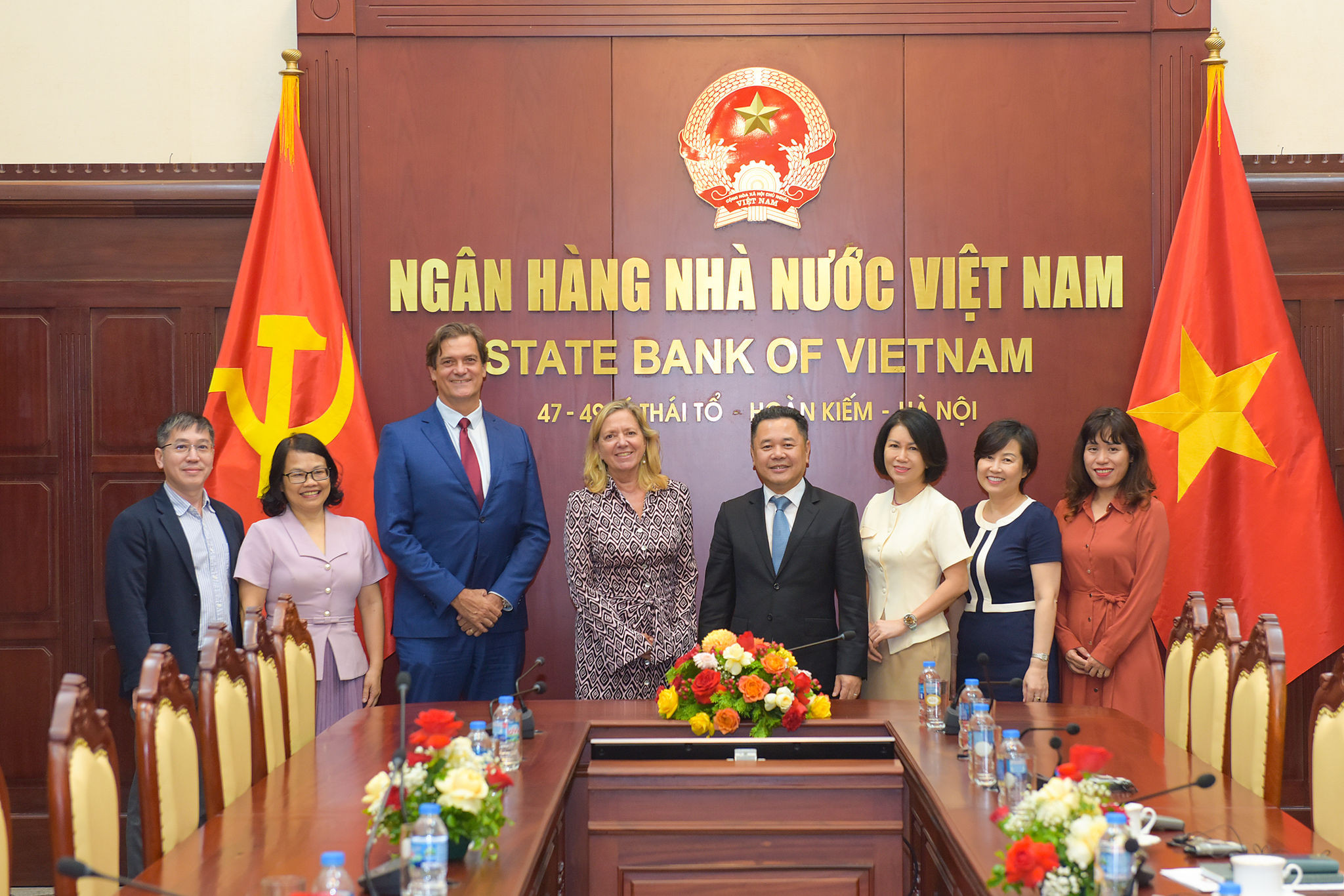 Phó Thống đốc Nguyễn Ngọc Cảnh tiếp lãnh đạo Ngân hàng Thế giới, bàn giải pháp huy động thêm vốn cho Việt Nam