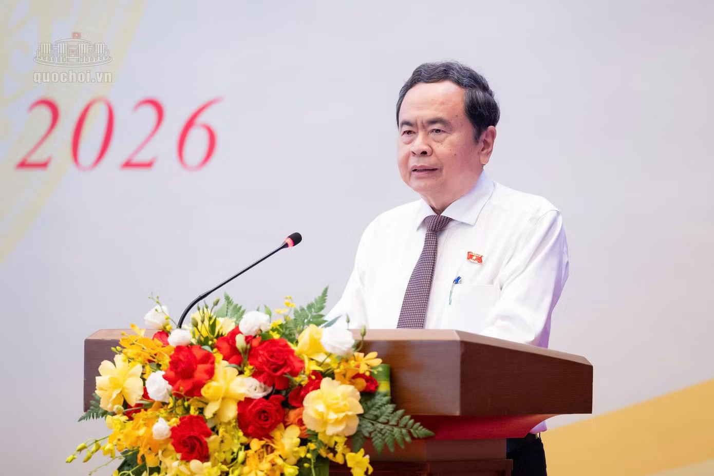 Chủ tịch Quốc hội: Không để gỡ một điểm nghẽn ở luật này lại tạo thêm một điểm nghẽn ở luật khác - Ảnh 2.