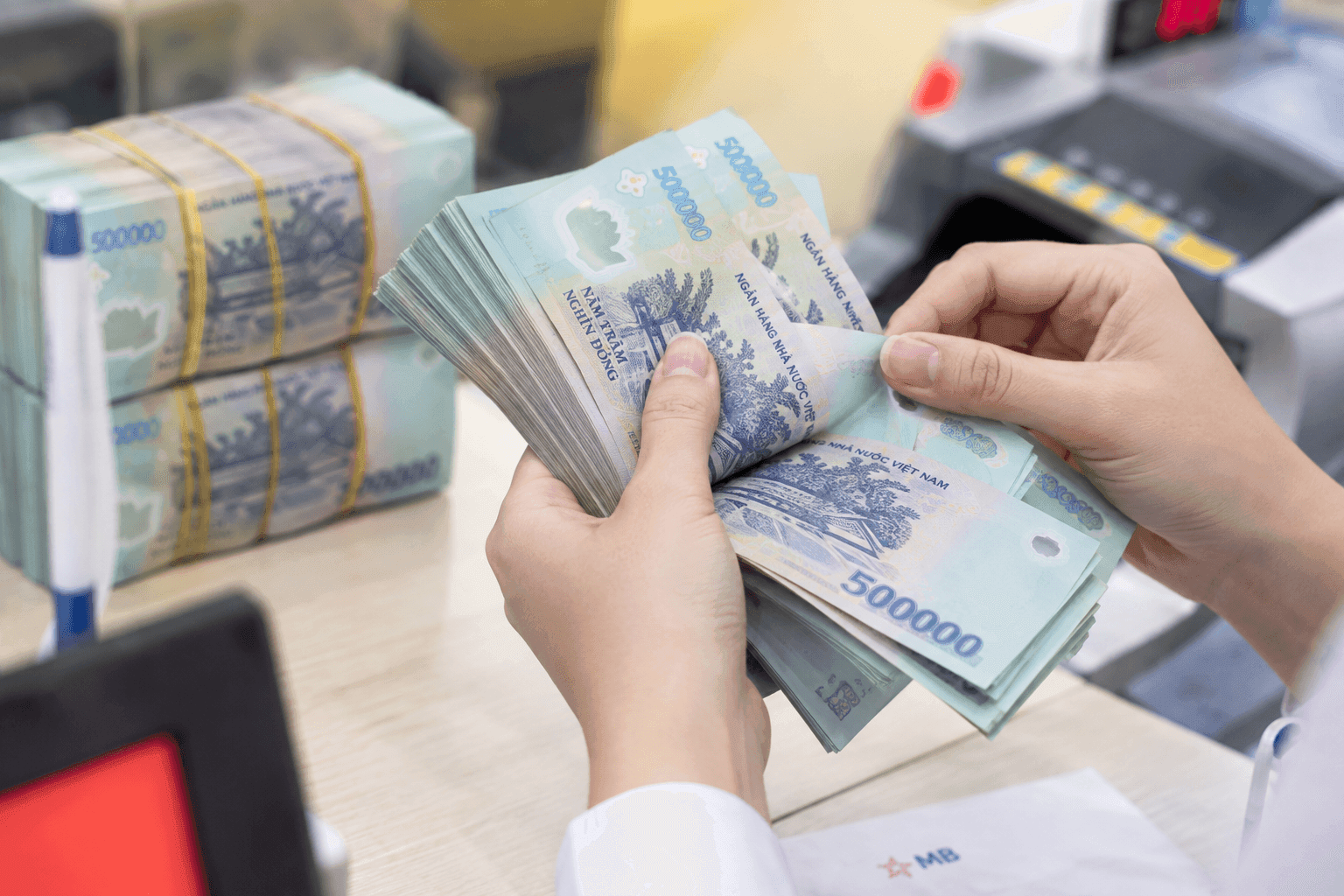 Hơn 1 thập kỷ tại Việt Nam, một nhà băng đã đưa gần 20.000 tỷ đồng lợi nhuận về ngân hàng mẹ