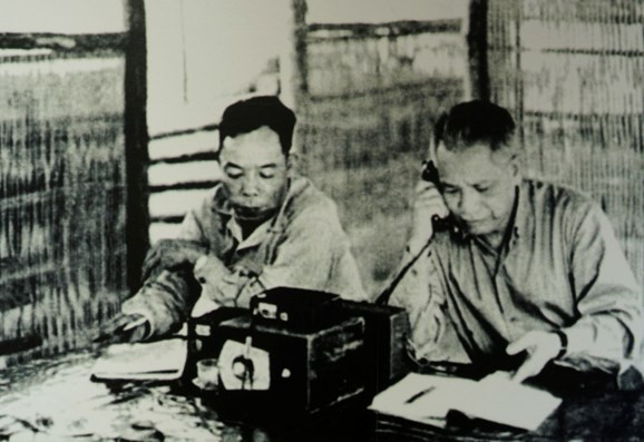 Đại tướng Văn Tiến Dũng - nhà chỉ huy tham mưu chiến lược xuất sắc
