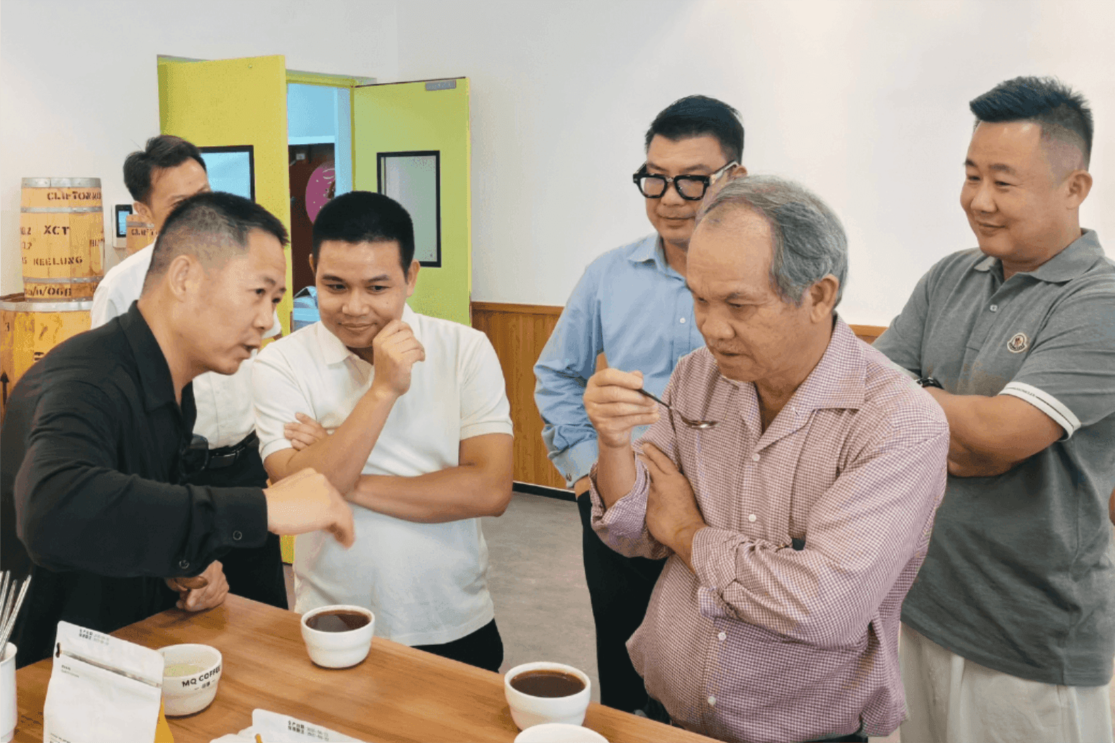 Bầu Đức sang Trung Quốc, mang về thỏa thuận xuất khẩu cà phê với đối tác nắm 3.000 điểm phân phối