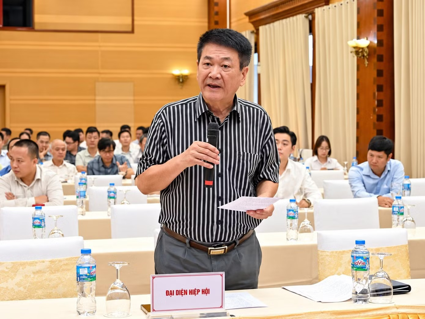 Ông Trịnh Quang Khanh - Phó Chủ tịch Thường trực kiêm Tổng Thư ký Hiệp hội Xăng dầu Việt Nam. Ảnh: Thy Thảo. Tự định giá xăng dầu: Doanh nghiệp lo bị đầu mối chi phối - Ảnh 2.