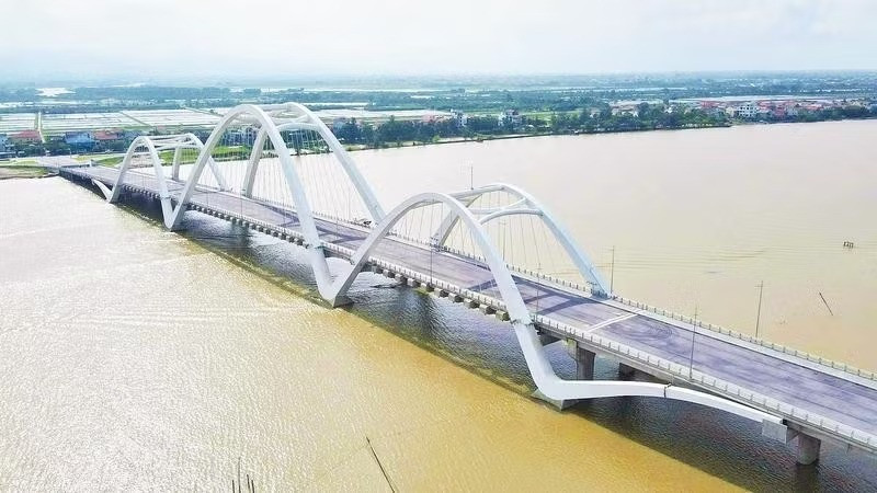 tien-do-moi-nhat-cau-nhat-le2.jpg