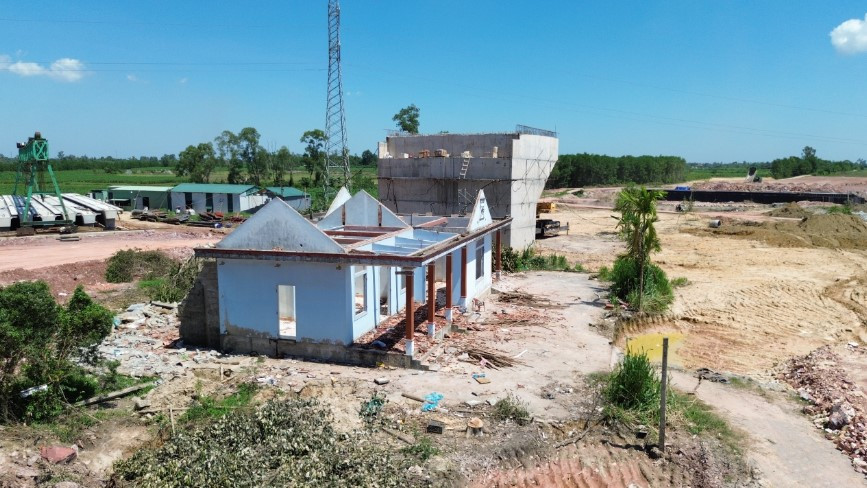 Hộ dân cuối cùng