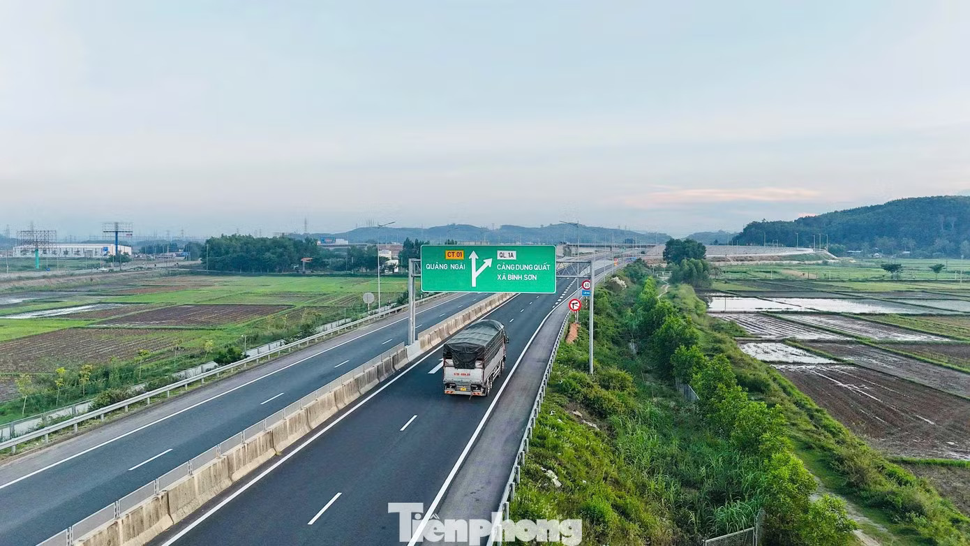 Khai thác nút giao 100 tỷ trên cao tốc Đà Nẵng - Quảng Ngãi - Ảnh 4.