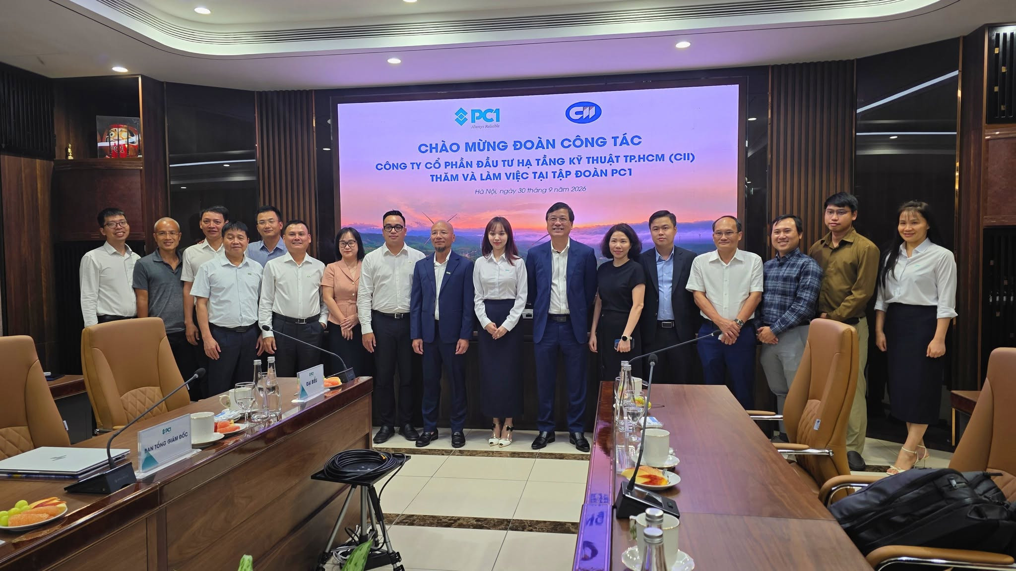 Sau 'bê bối' ngành điện, CII làm việc trực tiếp với nữ Chủ tịch sinh năm 1999 để bàn chuyện tương lai với PC1