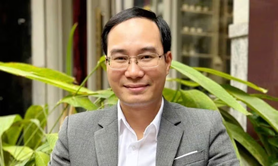 Theo nhà nghiên cứu văn hóa Ngô Hương Giang, đằng sau một cộng đồng tưởng như chỉ để “xả giận” là câu hỏi lớn về khoảng cách thế hệ và nguy cơ không gian mạng bị biến đổi mục đích. Gần 300.000 người sao lại trút giận trong nhóm'Con ghét bố mẹ' - Ảnh 3.