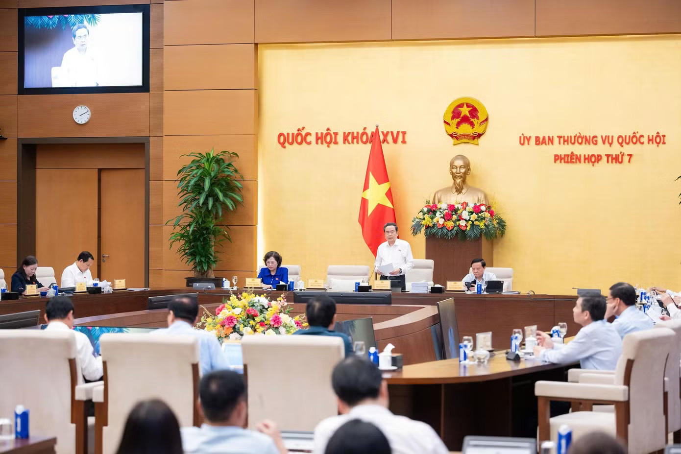Phiên họp Ủy ban Thường vụ Quốc hội, chiều 1/10. (Ảnh: QH) Chủ tịch Quốc hội: Phải ‘làm chặt, làm kỹ’ Luật Đất đai để thông qua tại Kỳ họp thứ 2 - Ảnh 2.