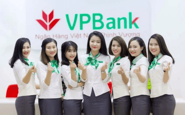 VPBank (VPB) công bố thông tin bất thường liên quan trực tiếp đến 493 nhân sự