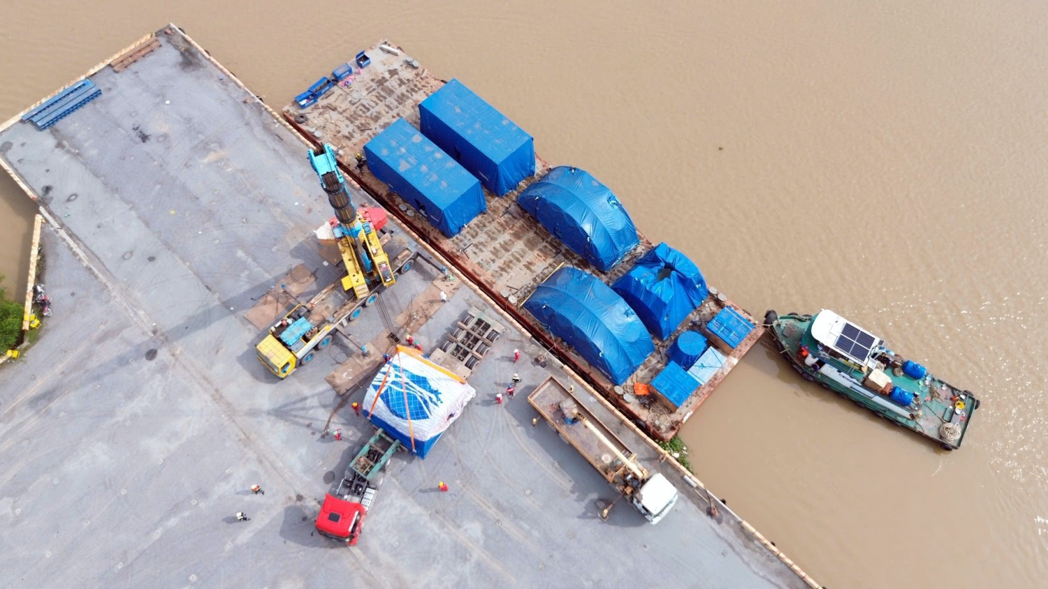 Lô hàng thiết bị STG gồm vỏ turbine hạ áp (LP Casing) và cánh tĩnh hạ áp số 0 (L-0 Diaphragm) nhập cảng.