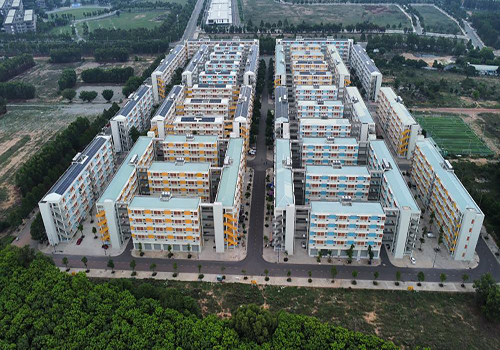 becamex-va-du-bao-tang-truong3.jpg
