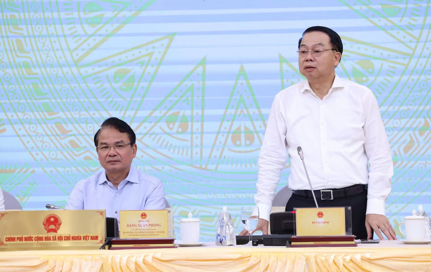 Ngăn chặn, xử lý nghiêm các vi phạm trên thị trường chứng khoán - Ảnh 1.