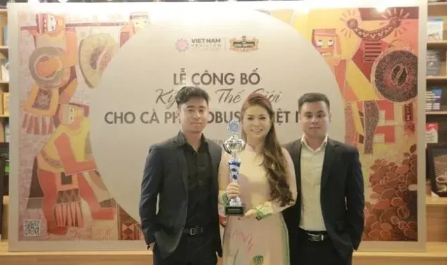 Ông Đặng Lê Nguyên Vũ và bà Lê Hoàng Diệp Thảo: Quan điểm chung về 2 điều 'đặc biệt nhất' dù đã chia tay Ông Đặng Lê Nguyên Vũ và bà Lê Hoàng Diệp Thảo: Quan điểm chung về 2 điều 'đặc biệt nhất' dù đã chia tay