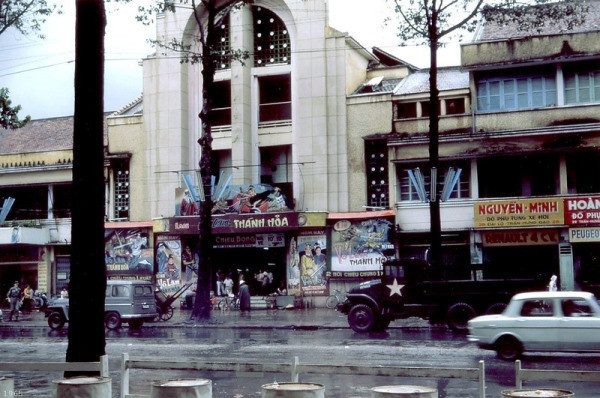 thuong-gia-nguyen-van-hao-di-san-mat-mat-01.jpg