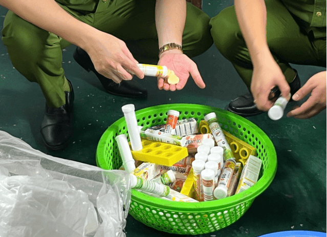 Vụ hơn 1,2 triệu lọ C sủi giả cho trẻ em: Công ty sản xuất có vốn 2 tỷ, đăng ký 181 ngành nghề, bán cả than, quặng kim loại dầu thô và thuốc lá