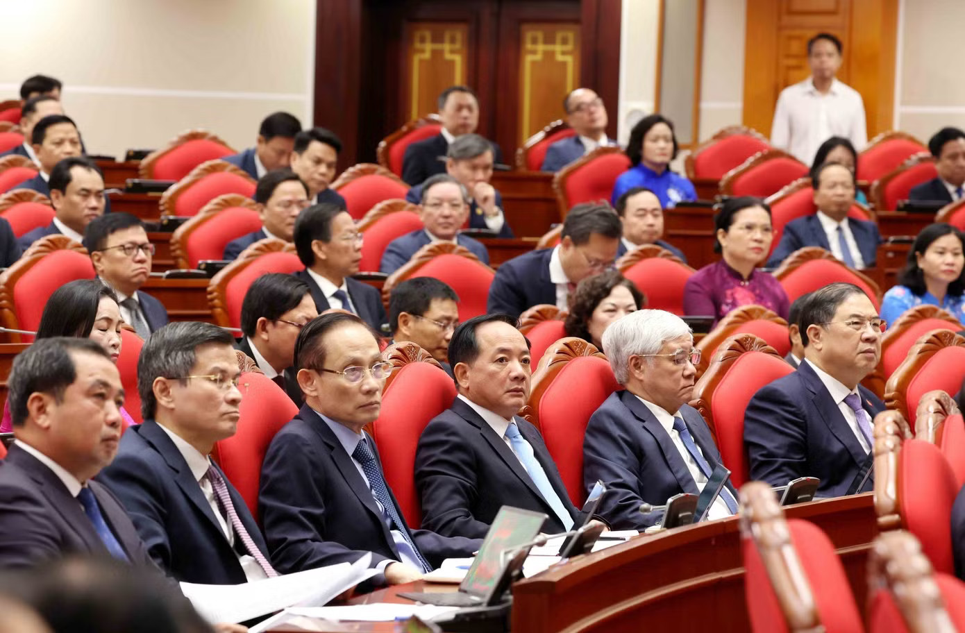 Tư chất gì, thước đo nào để đánh giá cán bộ trong thời kỳ mới (?) - Ảnh 3.