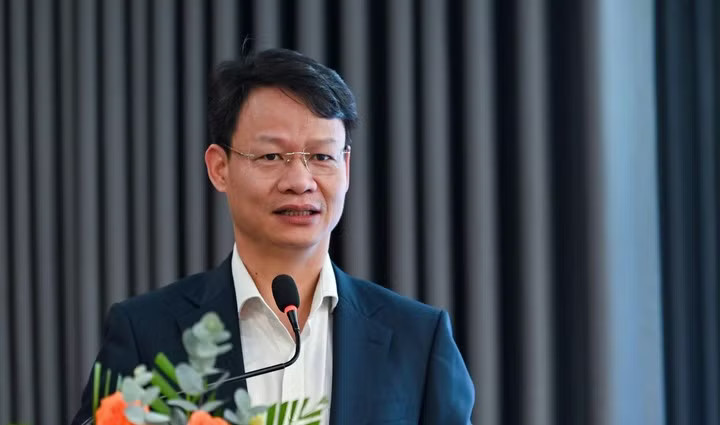 Ông Phạm Văn Quân - Phó Cục trưởng Cục Công nghiệp, Bộ Công Thương. Bộ Công Thương nói gì về việc dùng chung trạm sạc xe điện? - Ảnh 1.