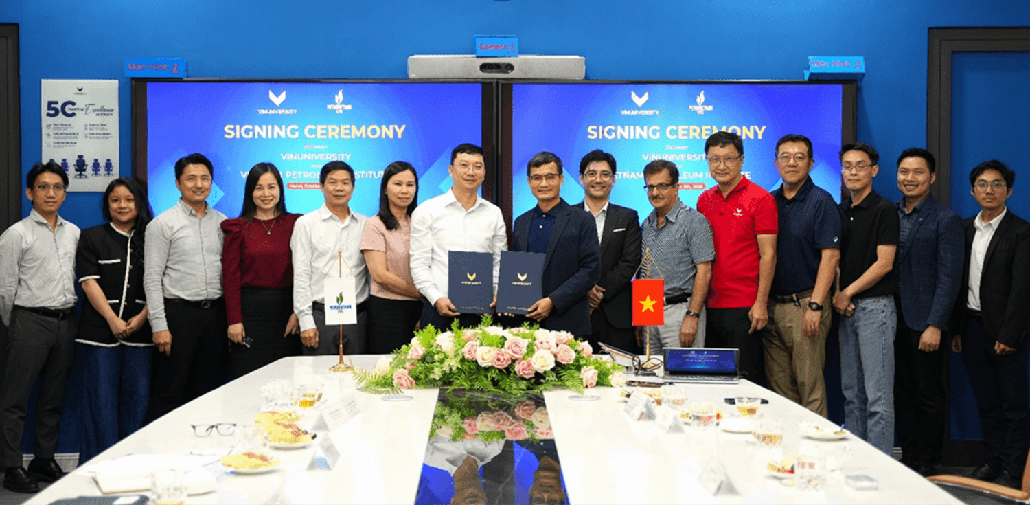 Lãnh đạo VPI và VinUni trao Biên bản ghi nhớ hợp tác