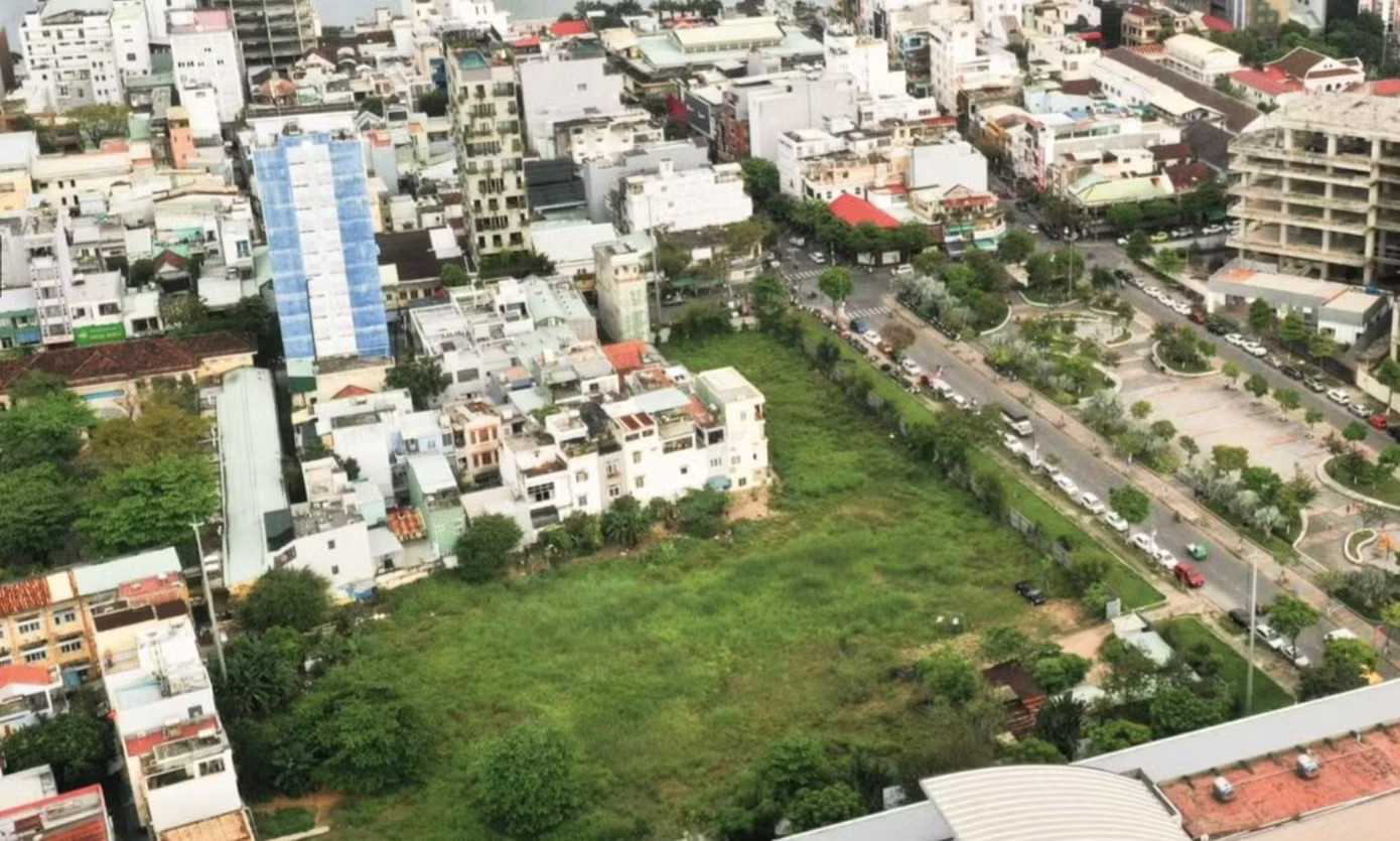 Dự án Diamond Square 5.000 tỷ đồng 'treo' gần 20 năm vào diện thí điểm gỡ vướng - Ảnh 1.