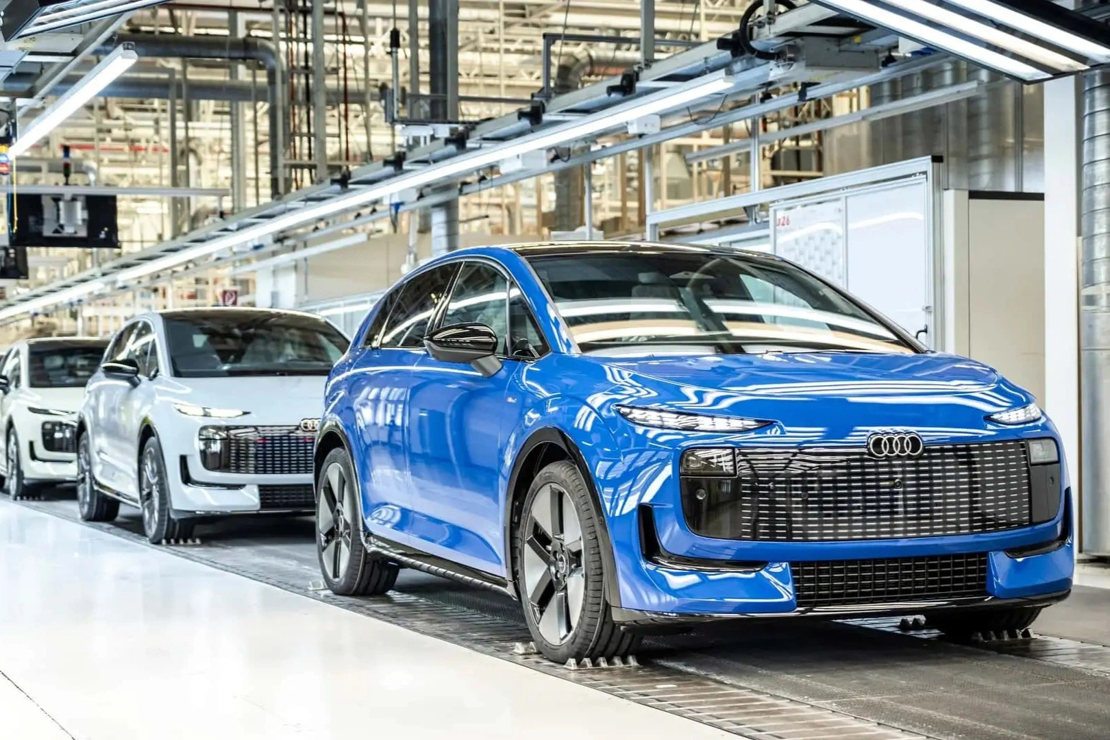 audi-a2-e-tron-production-cropped-1791128728196.jpg