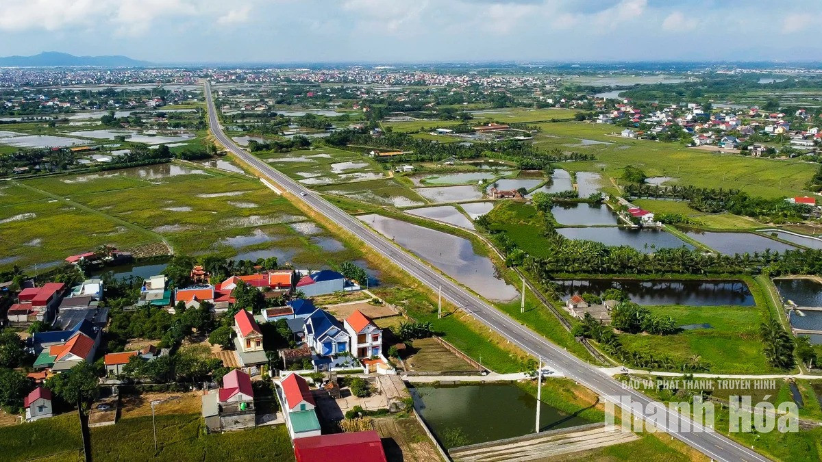 thanh-hoa-sap-co-duong-ven-bien-gan-2000-ty.jpg
