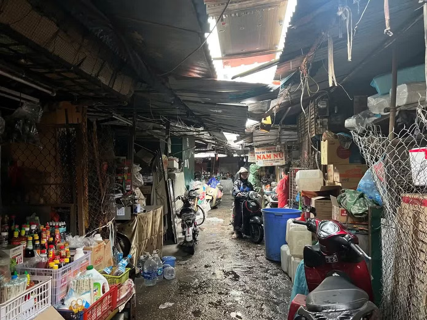 Thông tin mới về chợ Kim Liên và 'số phận' 200 tiểu thương - Ảnh 1.