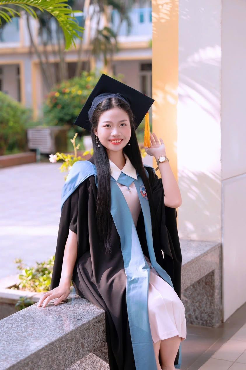 thuy-linh-2_1791444662.jpg