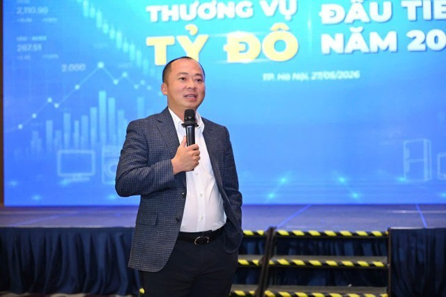 Nắm gần nửa quân số MWG, vị lãnh đạo nhận thu nhập tương đương 15 xe điện VinFast vừa phát thông báo quan trọng